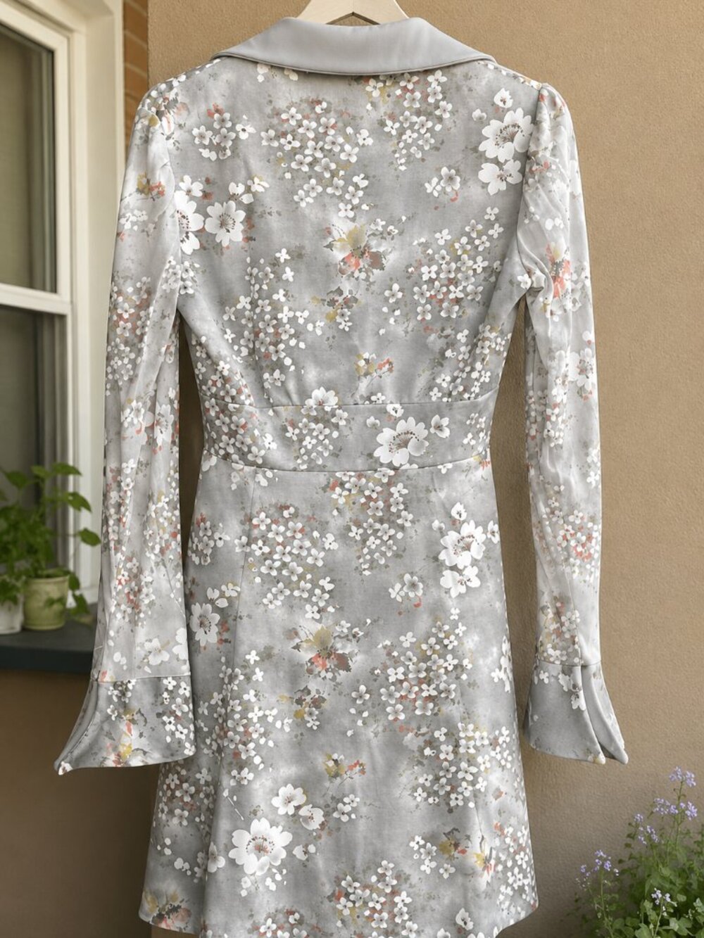 Vintage 70s Gray Floral Secretary Dress Dagger Collar Bishop Sleeve Size 11 S - Picture 5 of 8